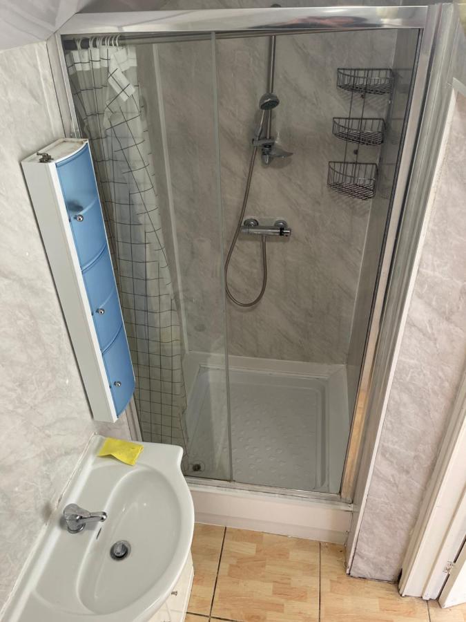 Quite Broad Rest 4 * Coventry
